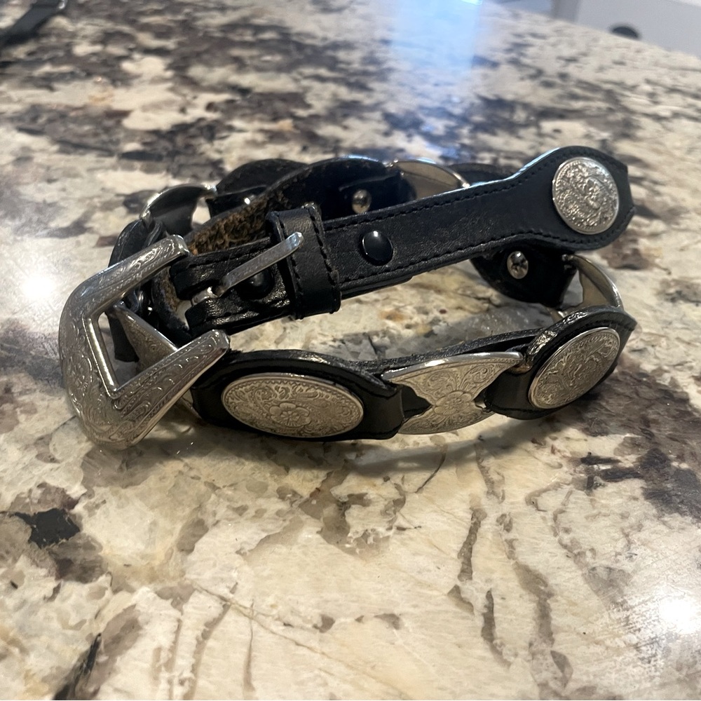 Nice Black Silver Concho belt. Size 32